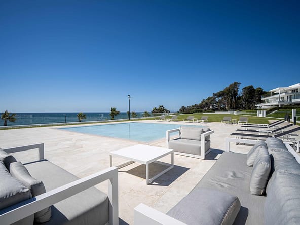 Emare piscine front de mer chauffée